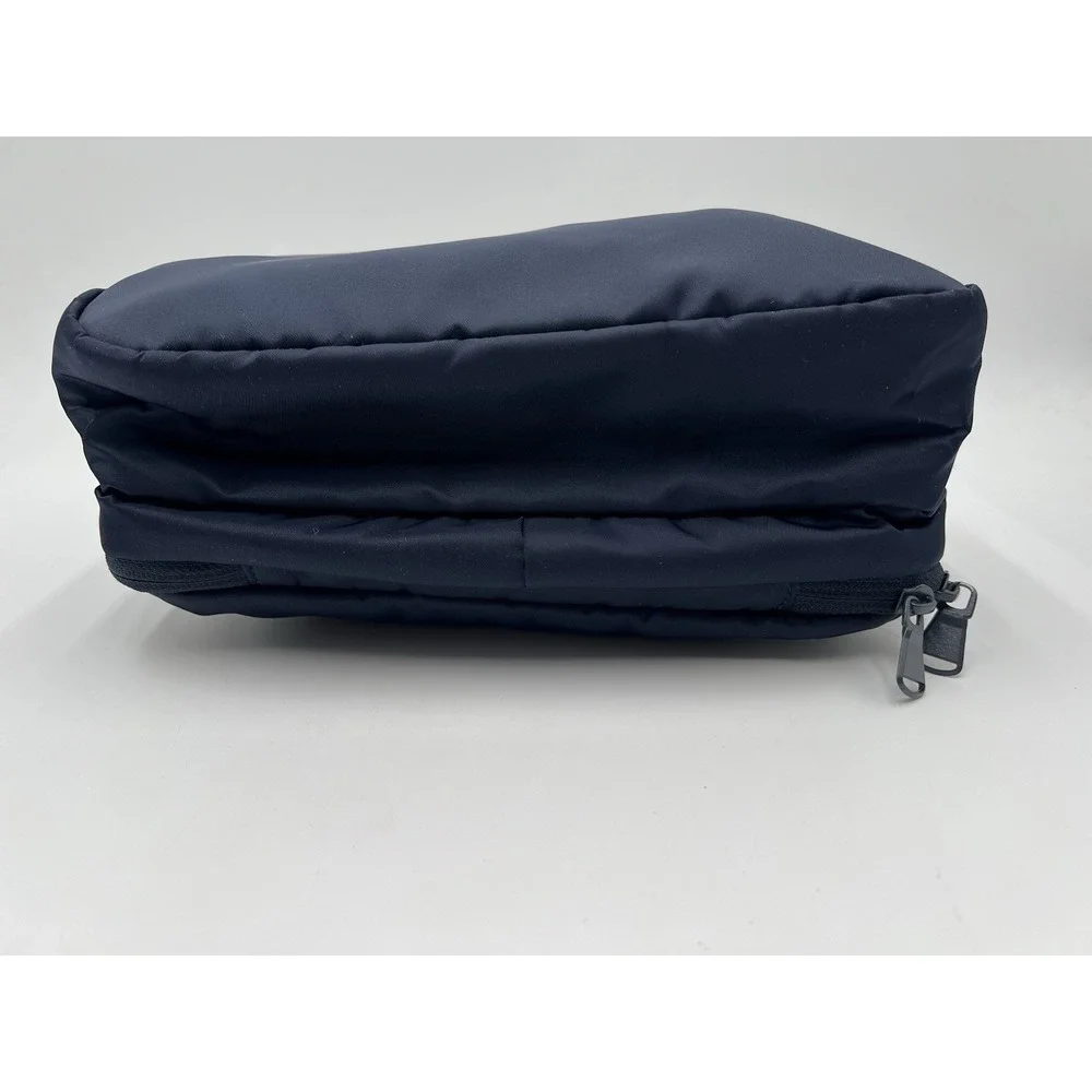 Lands' End Navy Toiletry Travel Bag Organizer Cosmetic Case Nylon